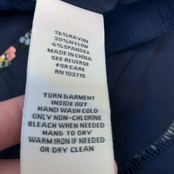 Nanette Lepore navy blue pull on ankle pants. Size XL - Picture 11 of 12